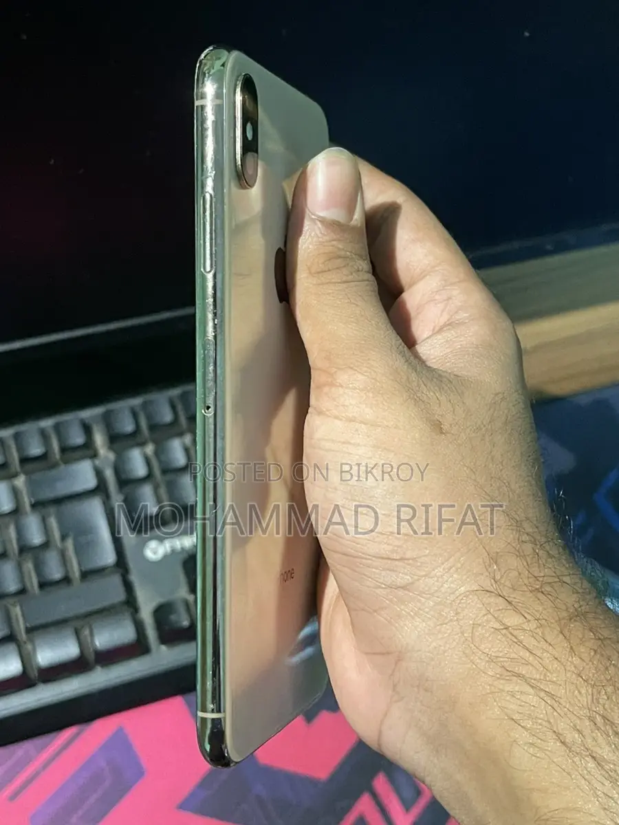 Apple iPhone XS Max (Used)