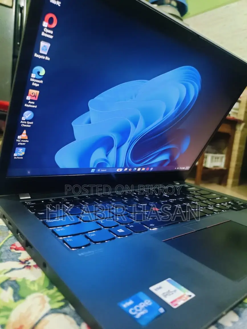 Model: ASUS ZenBook 14 OLED