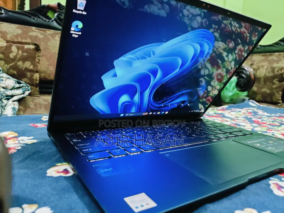 Model: ASUS ZenBook 14 OLED
