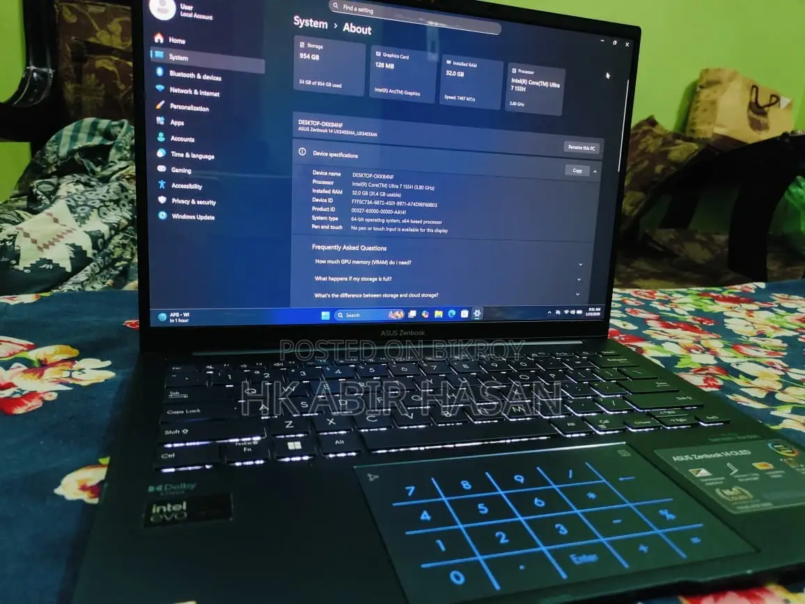 Model: ASUS ZenBook 14 OLED