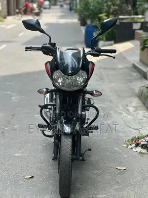 Bajaj Discover 110 ফ্রেশ 2021