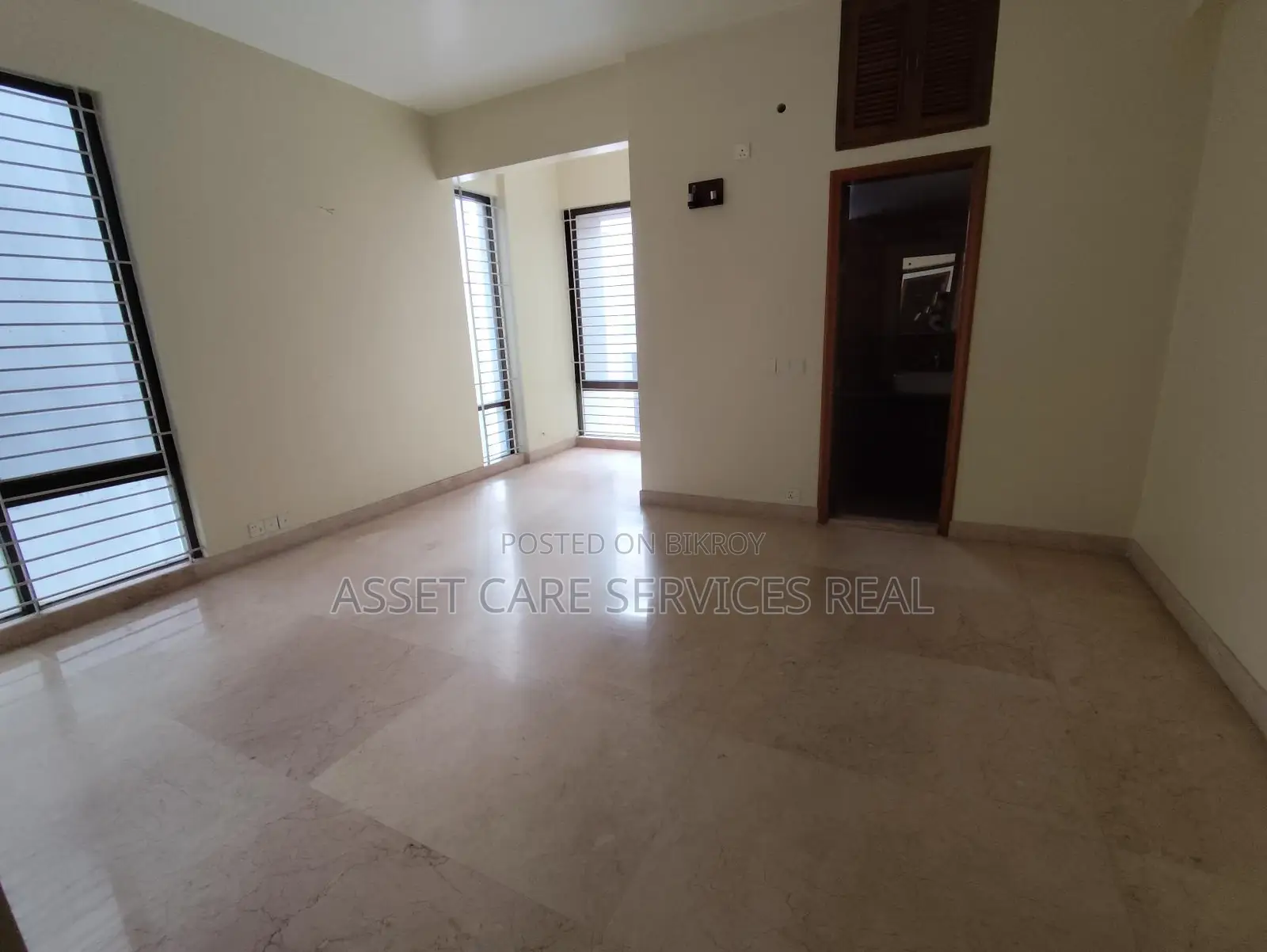 4200-Sqft Office Space Rent In Baridhara Diplomatic Zone