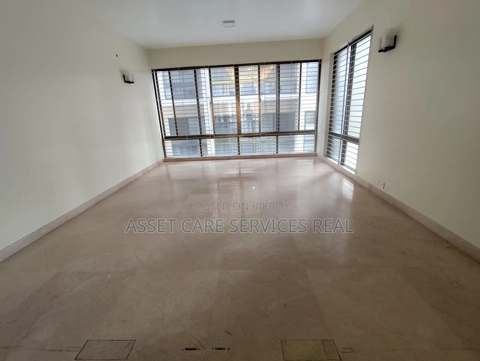 4200-Sqft Office Space Rent In Baridhara Diplomatic Zone