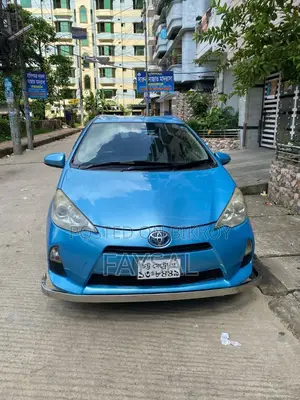 Toyota Aqua 2013
