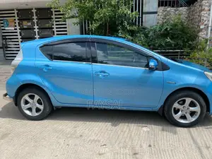 Toyota Aqua 2013