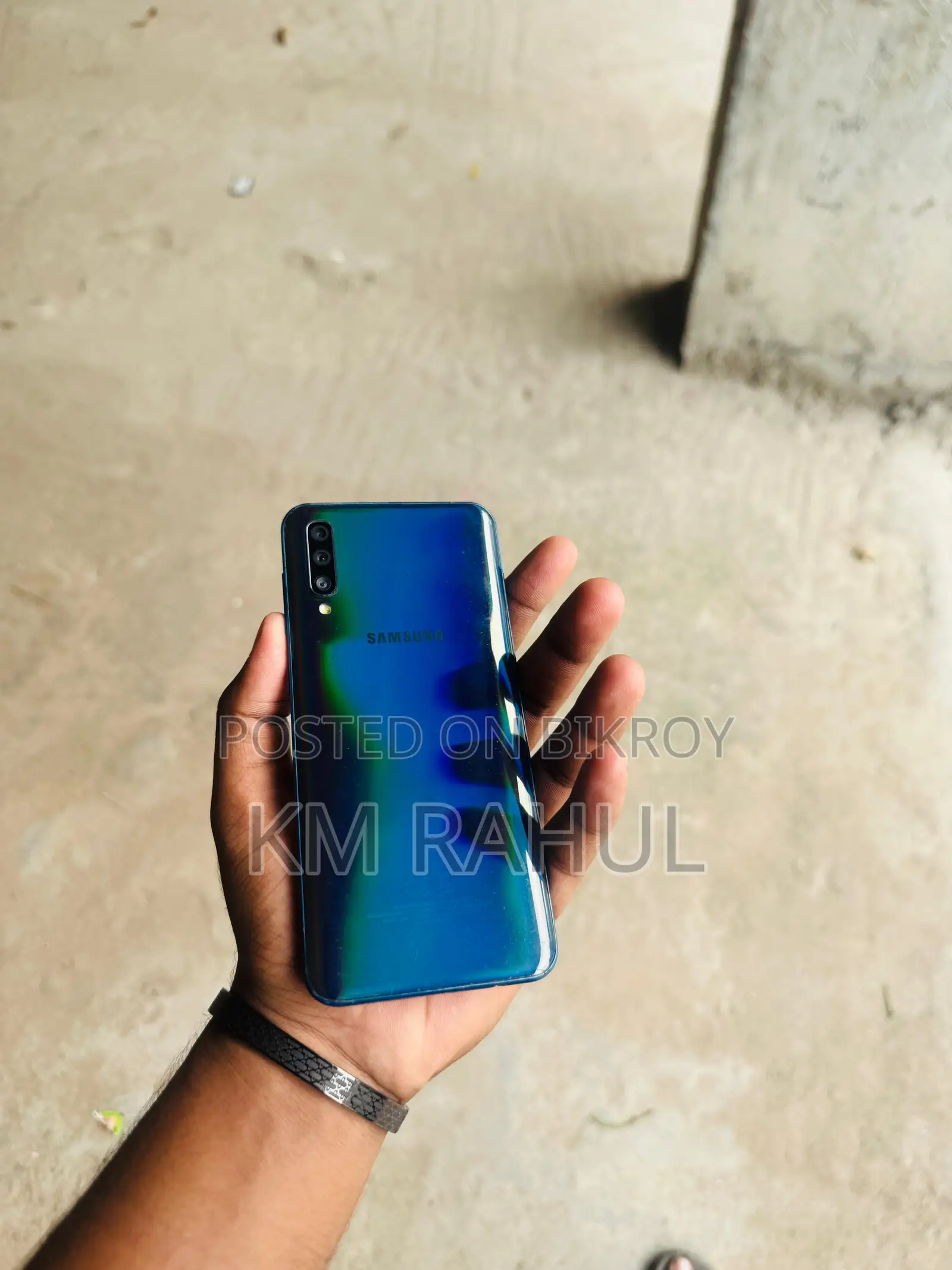 Samsung Galaxy A50 (Used)