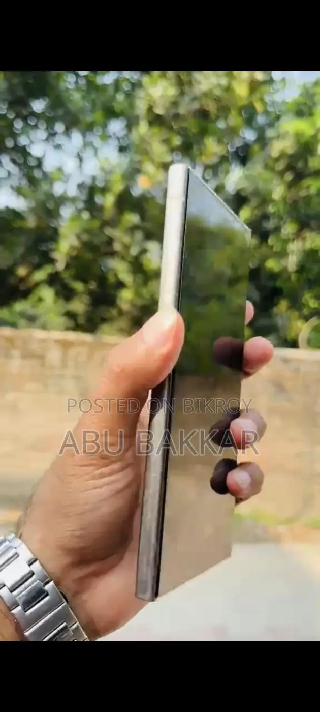 Samsung Galaxy S24 Ultra (Used)