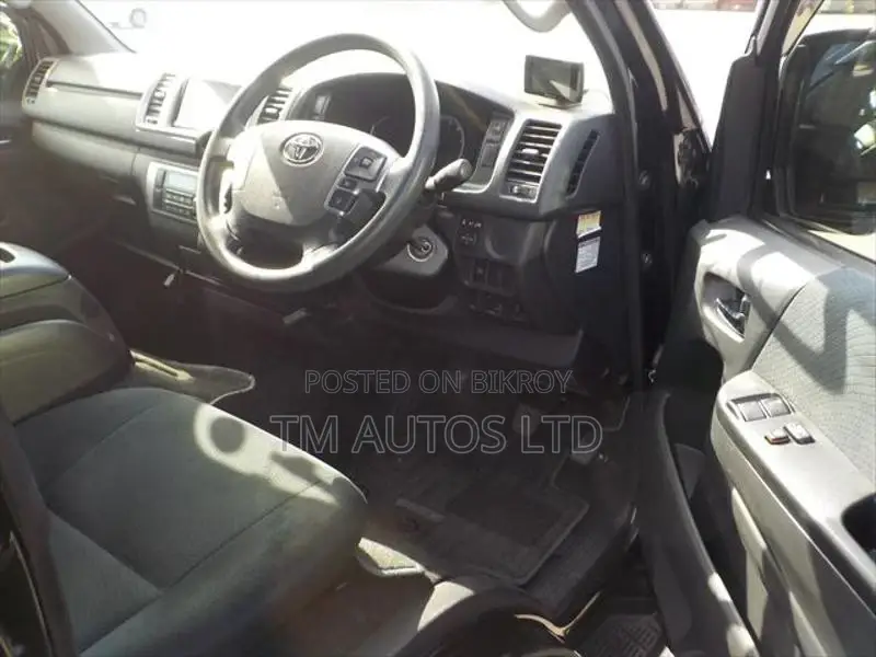 Toyota Hiace SUPER GL 3.5 BLACK 2020