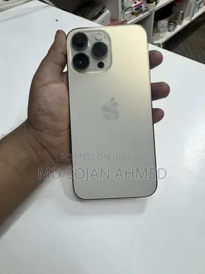 Apple iPhone 14 Pro Max . (Used)