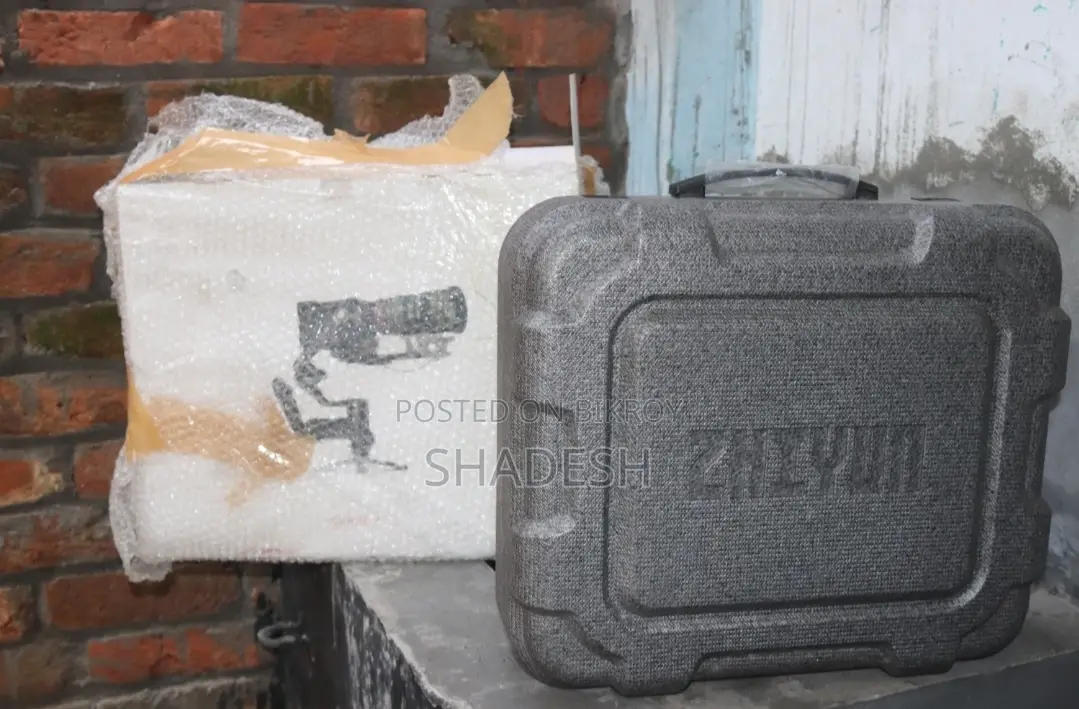 Zhiyun Crane 3s Gimbal New Fresh Condition