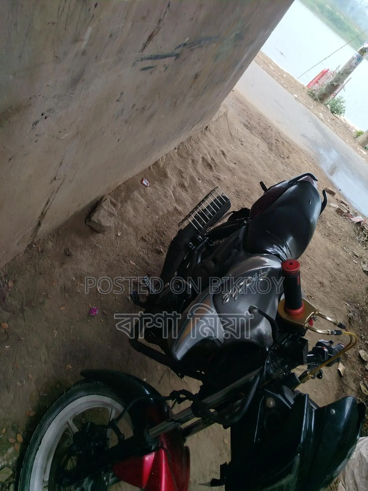TVS Apache RTR . 2013