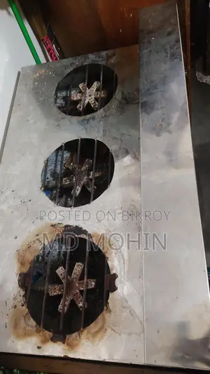 রেস্টুরেন্টের চুল