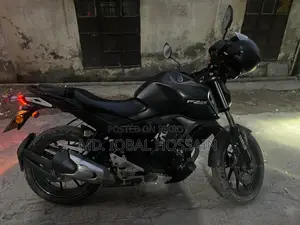 Yamaha FZS V3 . 2021