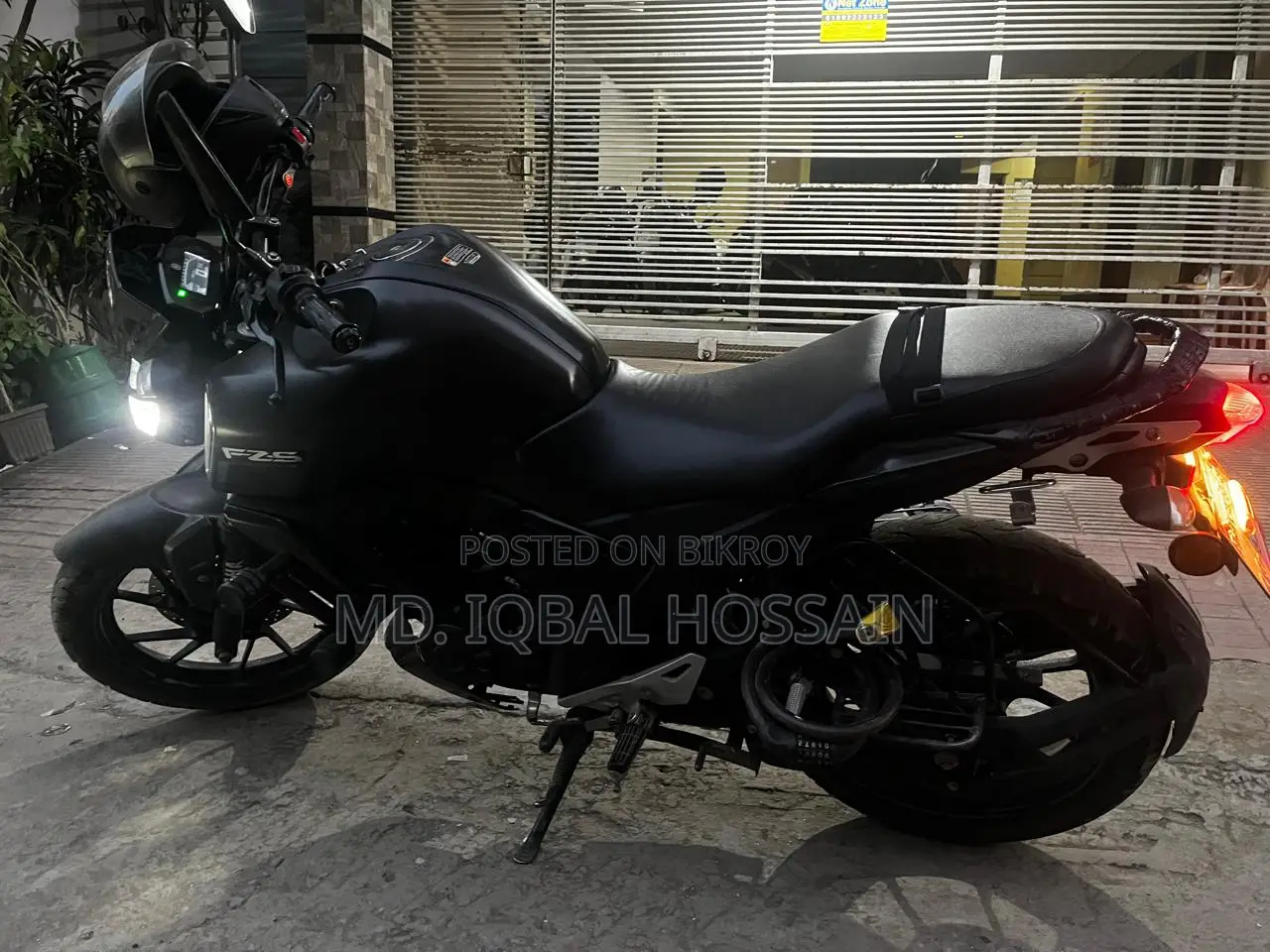 Yamaha FZS V3 . 2021