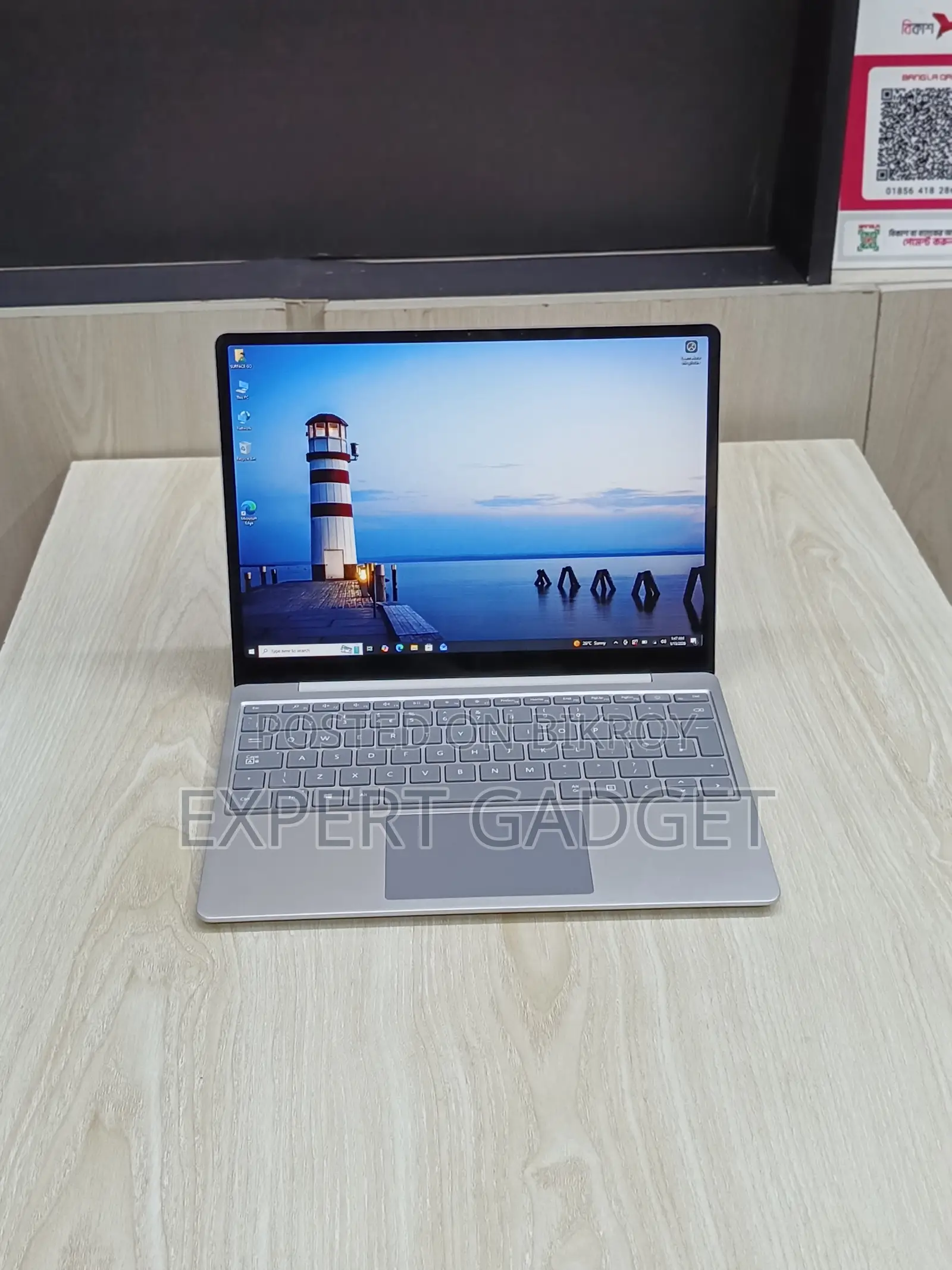 Microsoft Surface Laptop Go|Intel Core i5-10th Gen|16 GB RAM|256 SSD