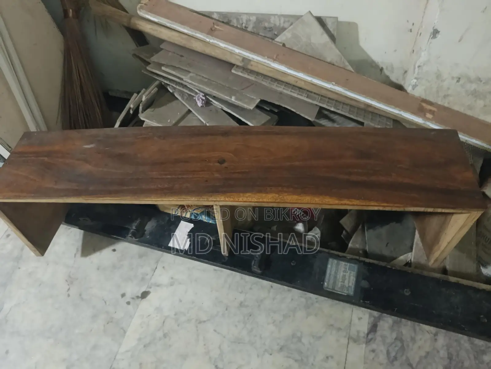 প্রয়োজন নাই তাই বিক্রি করব