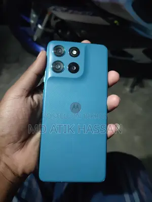 Motorola mobile phone (Used)