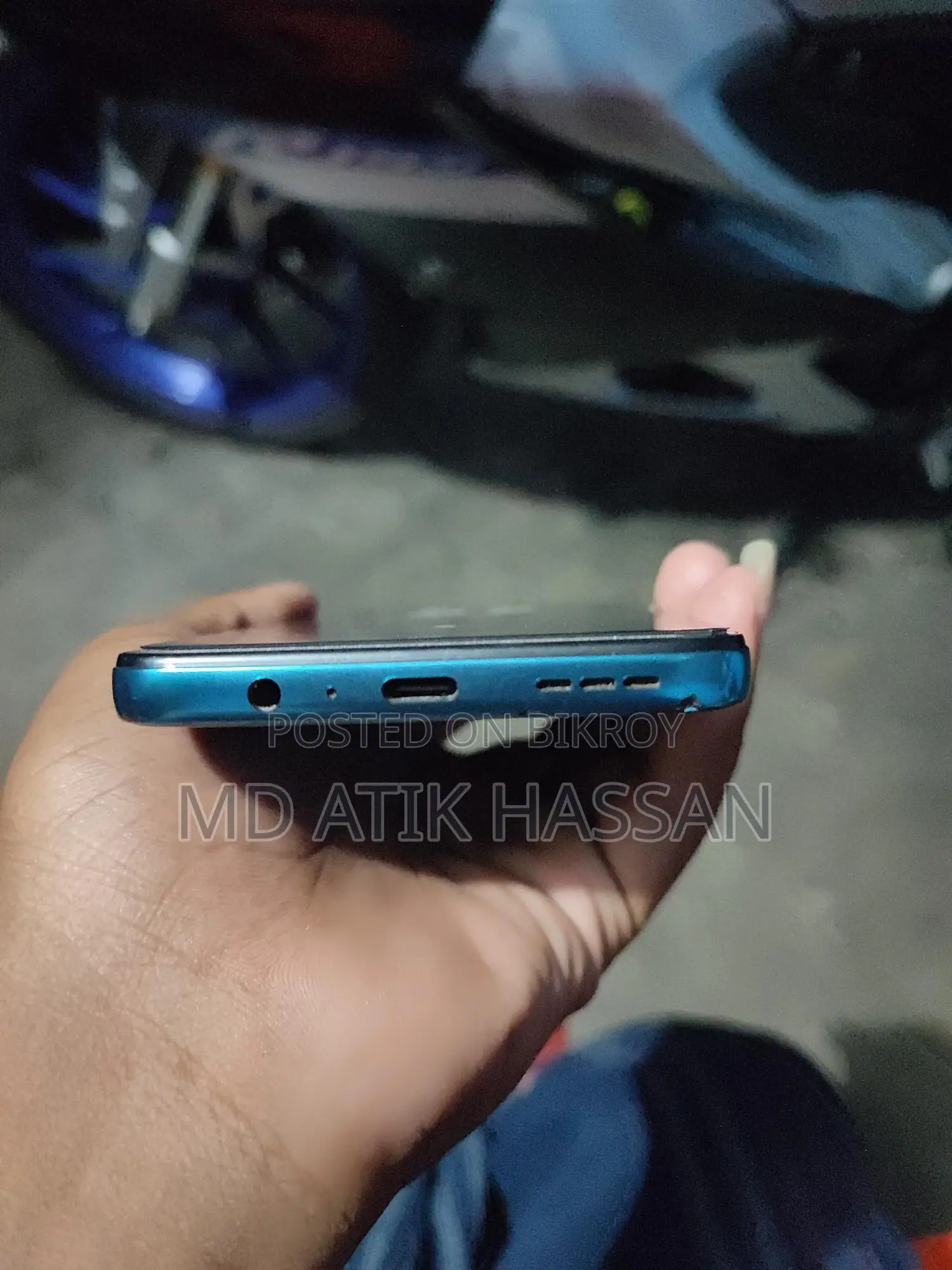 Motorola mobile phone (Used)