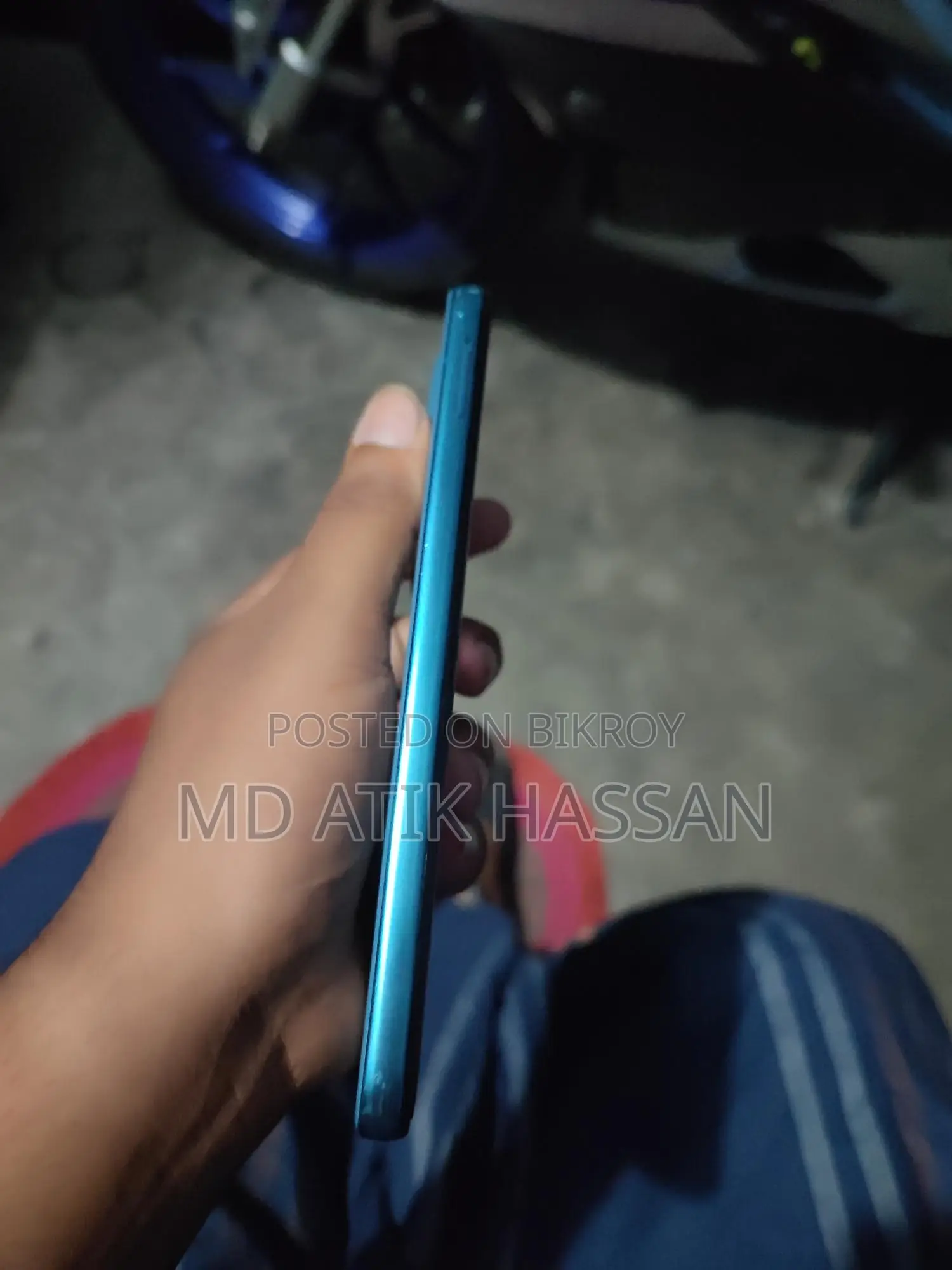 Motorola mobile phone (Used)