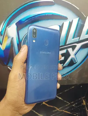 Samsung Galaxy M20 32 GB Blue