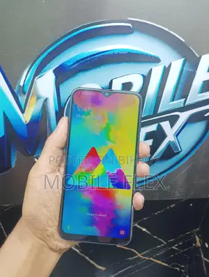 Samsung Galaxy M20 32 GB Blue