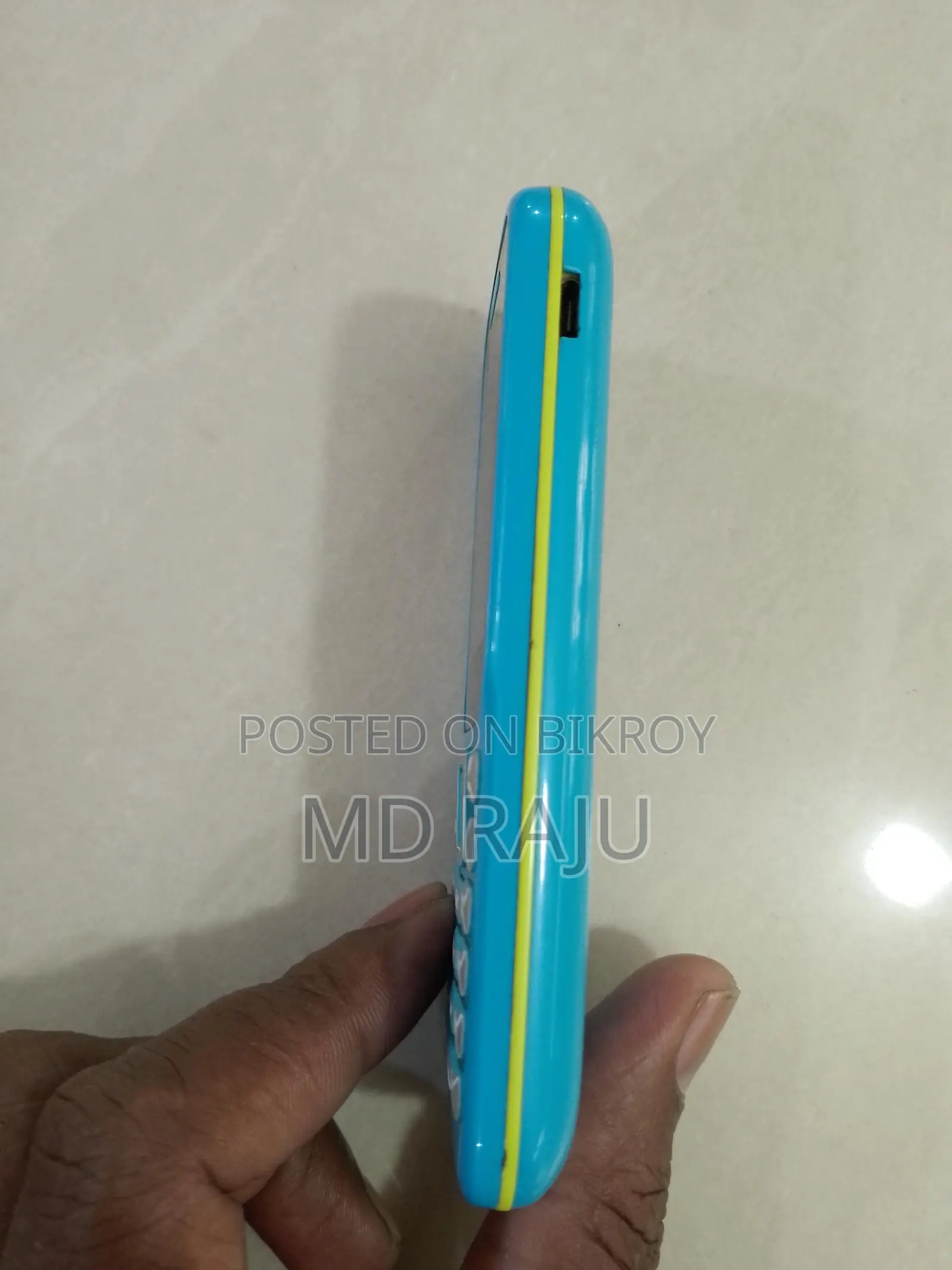 Samsung Guru Music 2 . (Used)