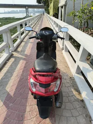 Hero Maestro Edge 2020 Red