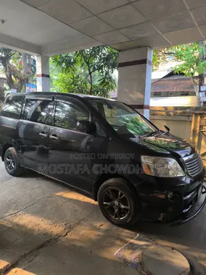 Toyota Noah X 2006