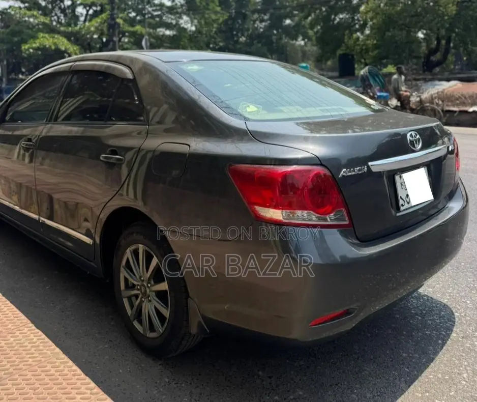 টয়োটা অ্যালিয়ন জি প্রো এডিশন গ্রে ২০১৩ কালো