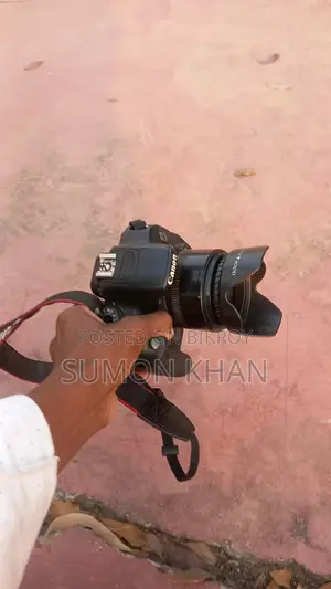 Canon 700D + 50 mm prime lens