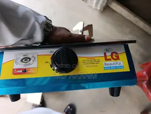 LG চুলা একেবারে নতুন একদিনও ব্যবহার করা হয়নি