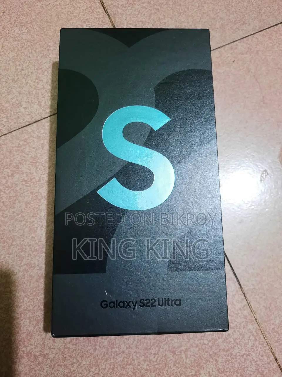 Samsung Galaxy S22 Ultra . (Used)
