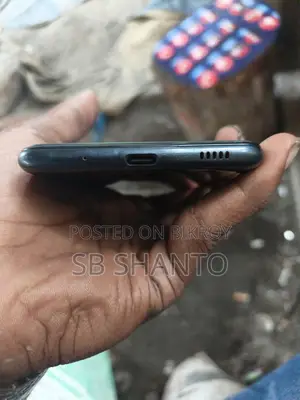 Samsung Galaxy M11 new (Used)