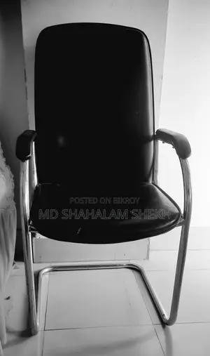 যারা ভালো মানের অফিস সেকিং চেরার নিতে চান,শুধু তাদের জন্য