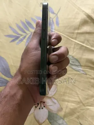 Apple iPhone 15 Pro (Used)