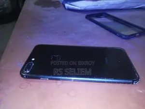 Apple iPhone 7 Plus . (Used)