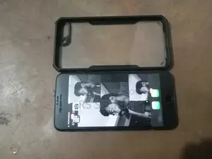 Apple iPhone 7 Plus . (Used)
