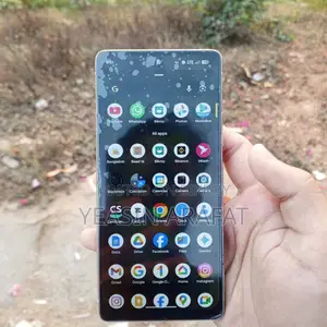 Google Pixel 7 . (Used)