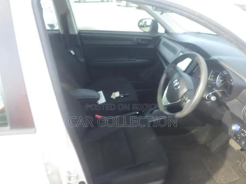 Toyota Axio EX 2021