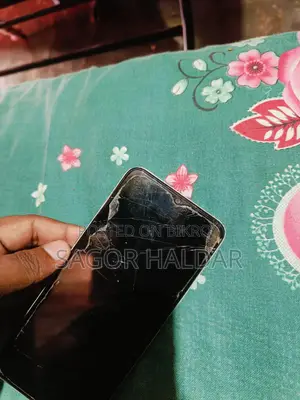 Realme C35 4-128 (Used)