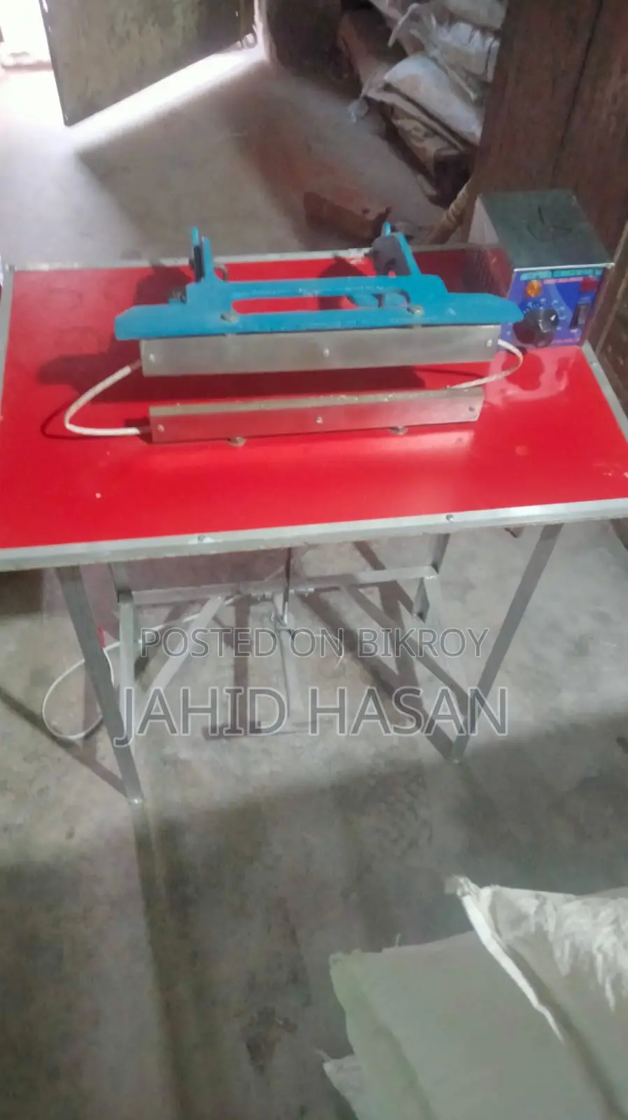 যেকোনো পলি রেপিং করা যায়