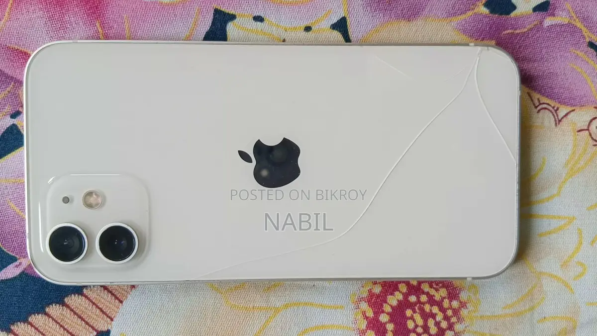 Apple iPhone 12 (Used)