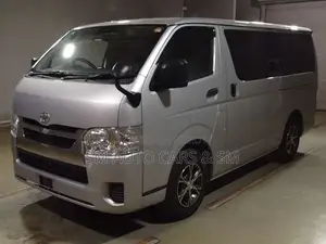 Toyota Hiace GL Silver Dual AC 2021