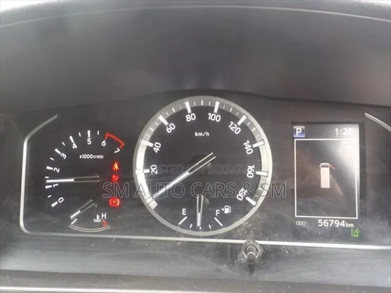 Toyota Hiace GL Silver Dual AC 2021