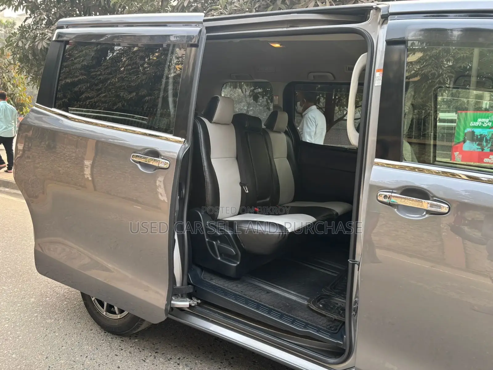 Toyota Noah Super Fresh Con. 2016