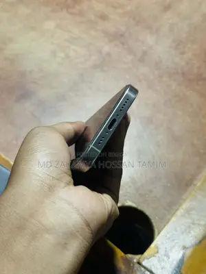Apple iPhone 15 Pro (Used)
