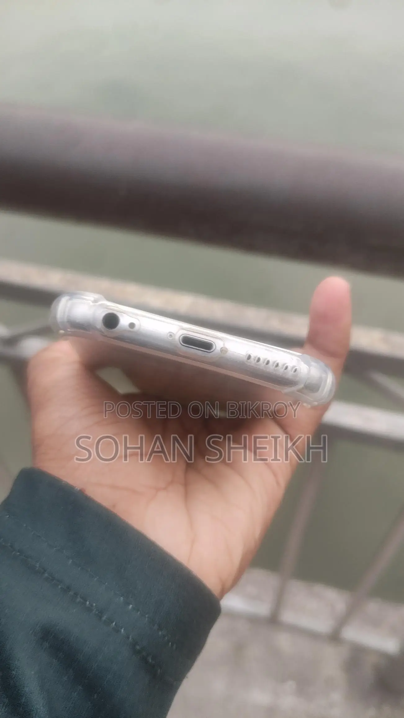 Apple iPhone 6 . (Used)