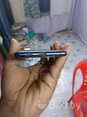 Samsung Galaxy S20 FE (Used)