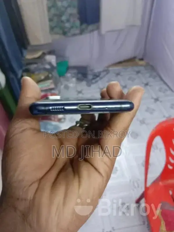 Samsung Galaxy S20 FE (Used)