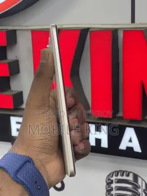 Realme 15 pro 5G (8-256) (Used)